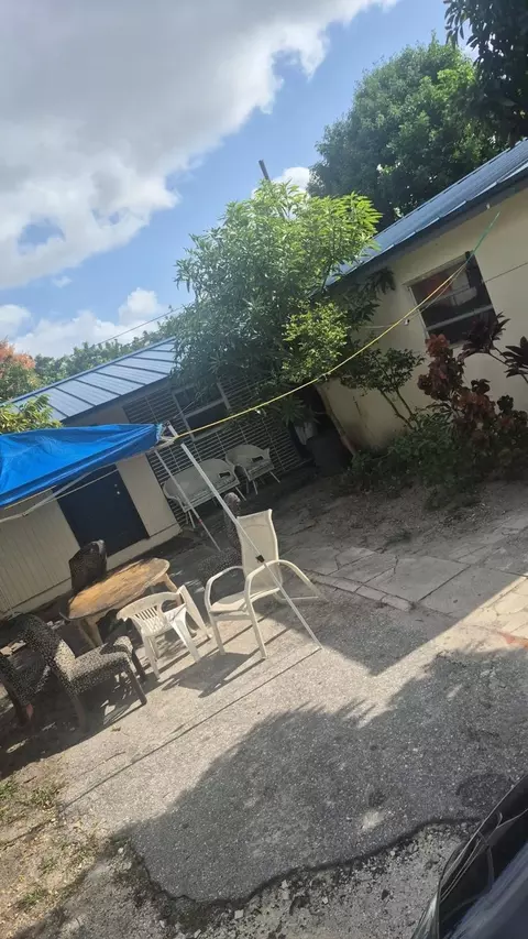 554 Vossler Ave, West Palm Beach, FL 33413