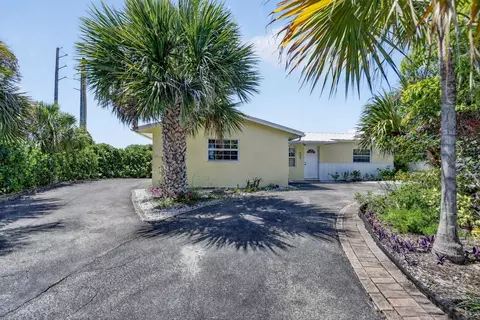 1006 SW 28th Ave, Boynton Beach, FL 33426