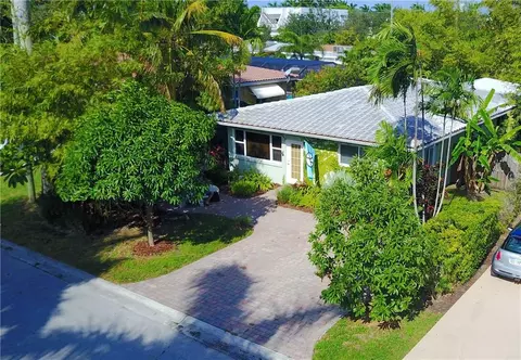 1031 Lincoln St, Hollywood, FL 33019