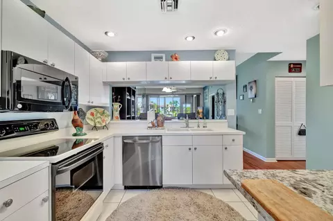 6062 SE Landing Way #2, Stuart, FL 34997 photo 8