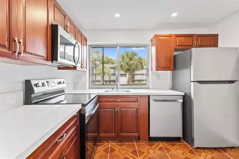 9091 Lime Bay Blvd #210, Tamarac, FL 33321