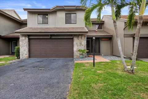 11214 Marjoram Dr, Palm Beach Gardens, FL 33418