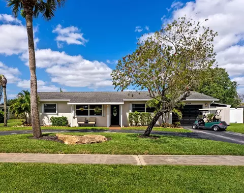 3099 Medinah Cir E, Greenacres, FL 33467