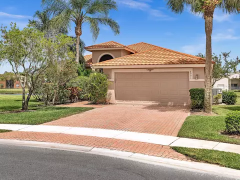 8901 Agliana Cir, Boynton Beach, FL 33472