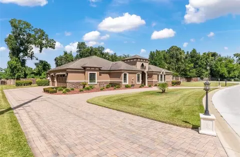 Exterior - 2901 SE 28th Ln, Ocala, FL 34471 photo 2 of 7