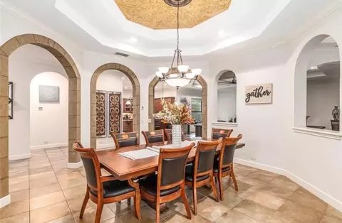 Dining - 2901 SE 28th Ln, Ocala, FL 34471 photo 1 of 2