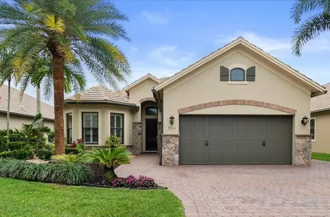 3704 Siena Cir, Wellington, FL 33414