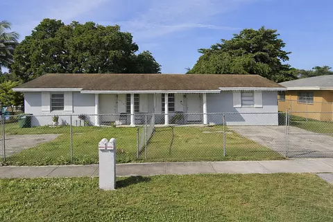 19110 SW 113th Pl, Miami, FL 33157