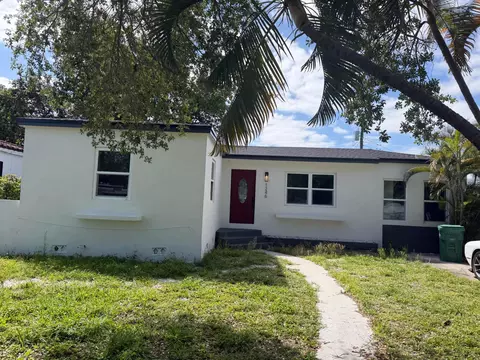1246 Fisherman St, Opa Locka, FL 33054