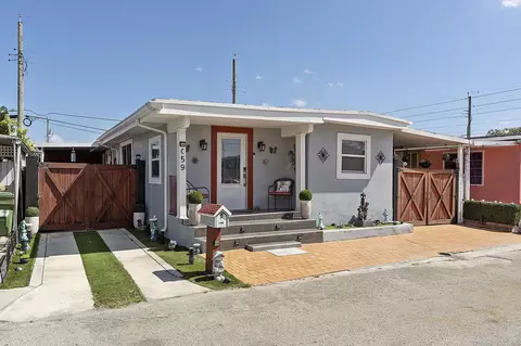 3205 W 16th Ave, Hialeah, FL 33012