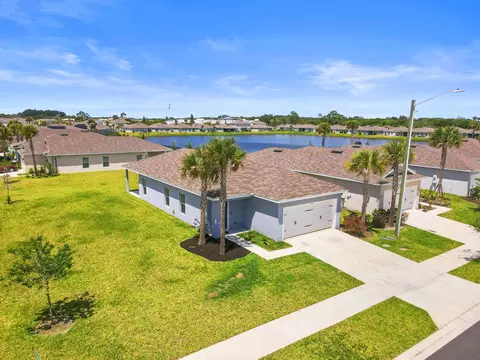 521 Cherimoya St, Fort Pierce, FL 34981