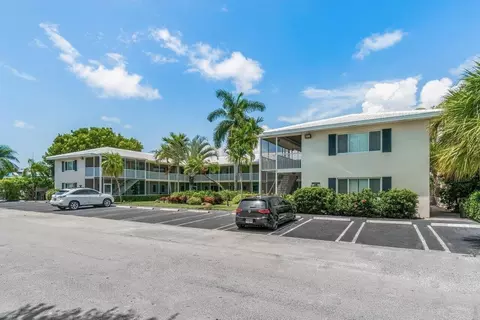 426 NE 7th Ave #2B, Delray Beach, FL 33483
