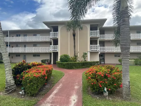 2682 S Garden Dr S #107, Lake Worth Beach, FL 33461