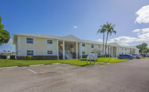 356 Grove Isle Cir, Vero Beach, FL 32962