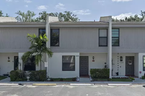 1177 NW 98th Ter #132, Pembroke Pines, FL 33024