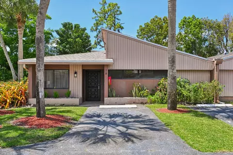 166 Sparrow Dr #1A, Royal Palm Beach, FL 33411
