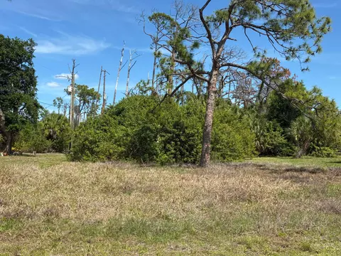 480 Longley Dr, Port Charlotte, FL 33953