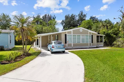 5683 Hemingway Ct, Fort Pierce, FL 34982