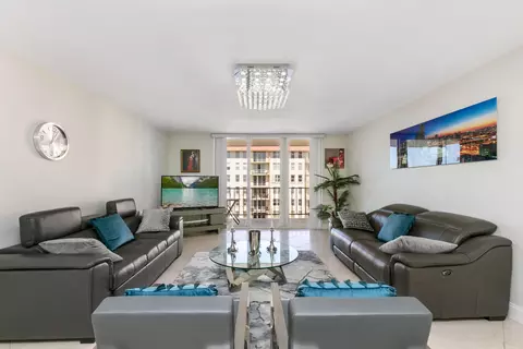 1147 Hillsboro Mile #803, Hillsboro Beach, FL 33062