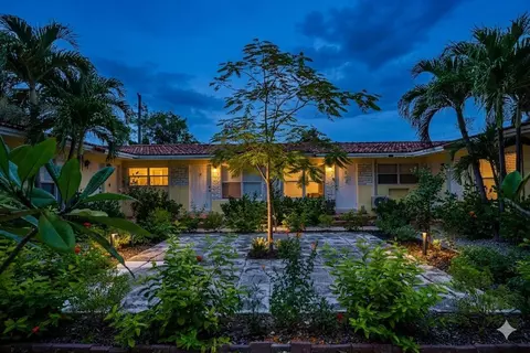 1125 NE 80th St, Miami, FL 33138