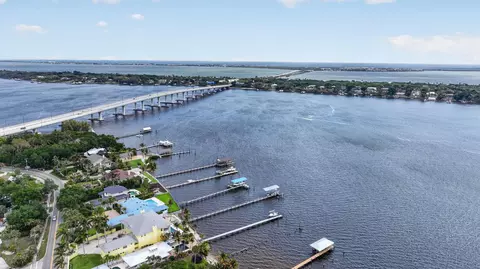 View/Area - 1887 SE Ocean Cove Way, Stuart, FL 34996 photo 7 of 16