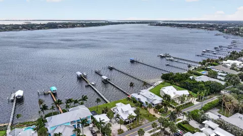View/Area - 1887 SE Ocean Cove Way, Stuart, FL 34996 photo 14 of 16