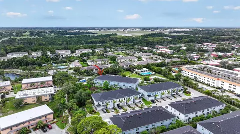 View/Area - 1887 SE Ocean Cove Way, Stuart, FL 34996 photo 10 of 16
