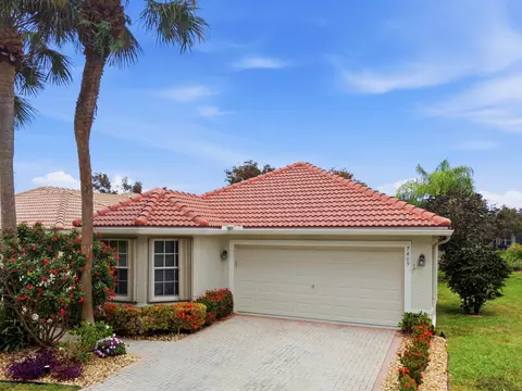 7409 W Mercada Way, Delray Beach, FL 33446