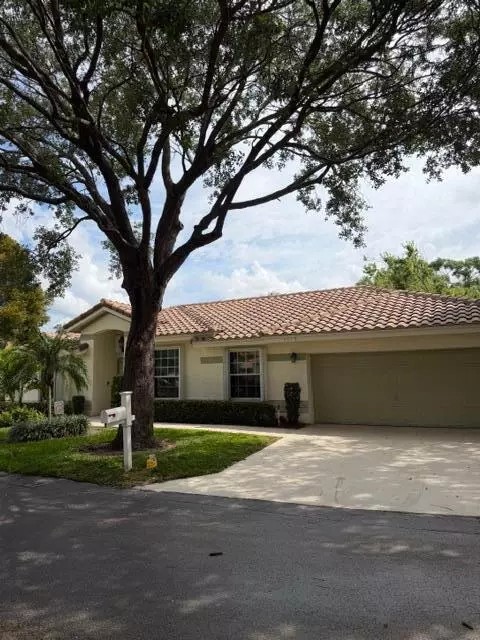 3415 Dunes Vista Dr, Pompano Beach, FL 33069