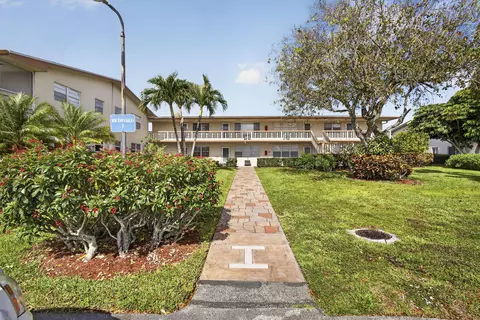 225 Bedford I #225, West Palm Beach, FL 33417