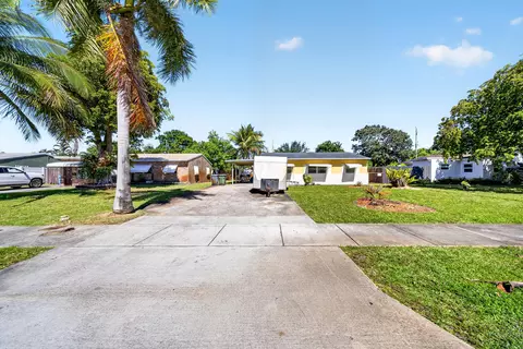 5730 NE 6th Ter, Oakland Park, FL 33334
