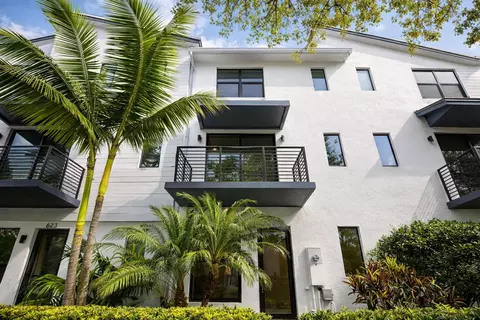 625 NE 22nd Dr, Wilton Manors, FL 33305