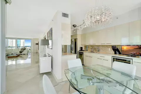 16400 Collins Ave #641, Sunny Isles Beach, FL 33160