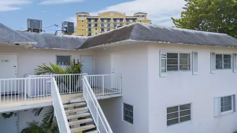 Undisclosed, Miami, FL 33143