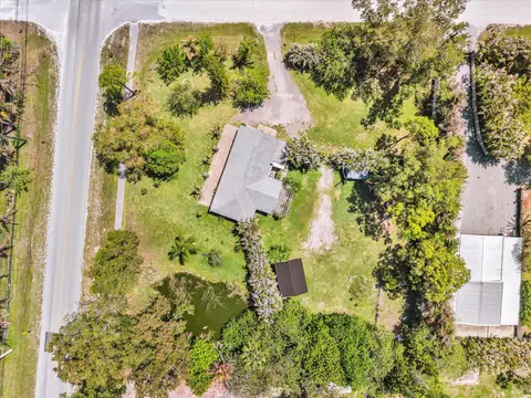 5209 Coconut Blvd, The Acreage, FL 33411