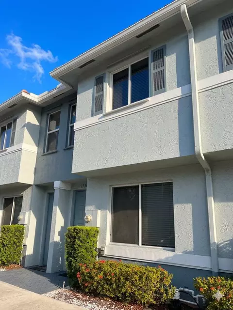 3731 Sonoma Dr, Riviera Beach, FL 33404