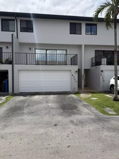 8730 SW 154th Cir Pl, Miami, FL 33193