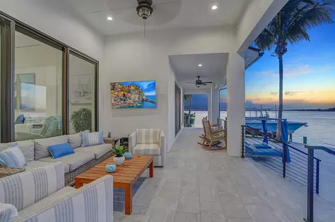 Exterior - 974 Marlin Dr, Jupiter, FL 33458 photo 17 of 25
