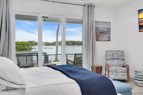 Bedroom - 974 Marlin Dr, Jupiter, FL 33458 photo 3 of 6