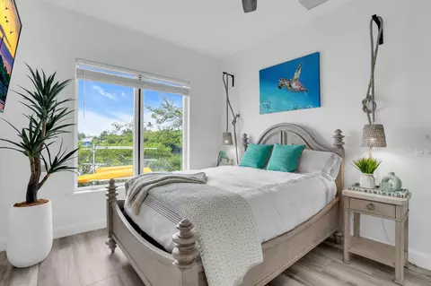 Bedroom - 974 Marlin Dr, Jupiter, FL 33458 photo 6 of 6