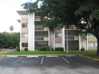 701 N Pine Island Rd #304, Plantation, FL 33324