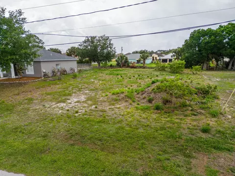 1110 SW Hunnicut Ave, Port St Lucie, FL 34953