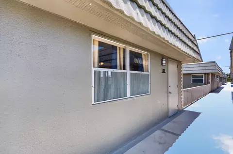 82 Flanders B #82, Delray Beach, FL 33484