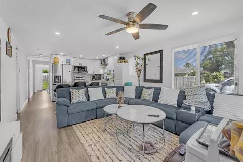 621 NW 15th Ave, Pompano Beach, FL 33069