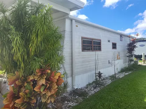 6502 SE 54th Ln, Okeechobee, FL 34974 photo 3