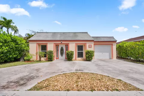 306 18th Ave N, Lake Worth Beach, FL 33460
