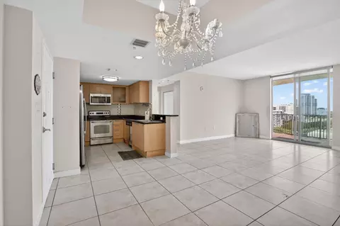 140 S Dixie Hwy #819, Hollywood, FL 33020