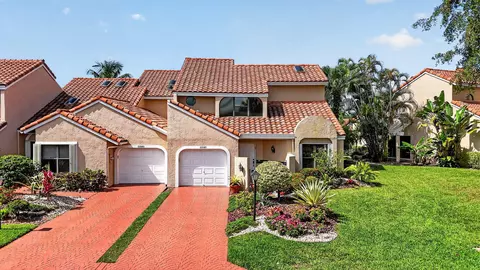 22582 Meridiana Dr, Boca Raton, FL 33433