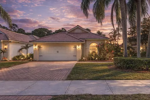 713 SW Saint Croix Cv, Port Saint Lucie, FL 34986
