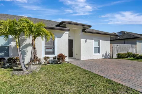 1562-1566 W 26th Ct, Riviera Beach, FL 33404